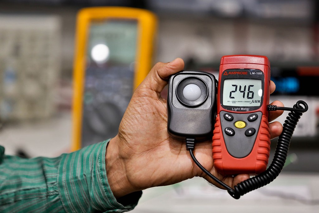 AMPROBE_20LUX_20METER_20LM_20100_-min